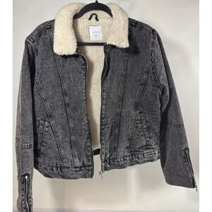 Jean Jacket with Faux Wool Interior. (Large) Grunge Y2K 2026 Cowboy 🤠 🔥🖤